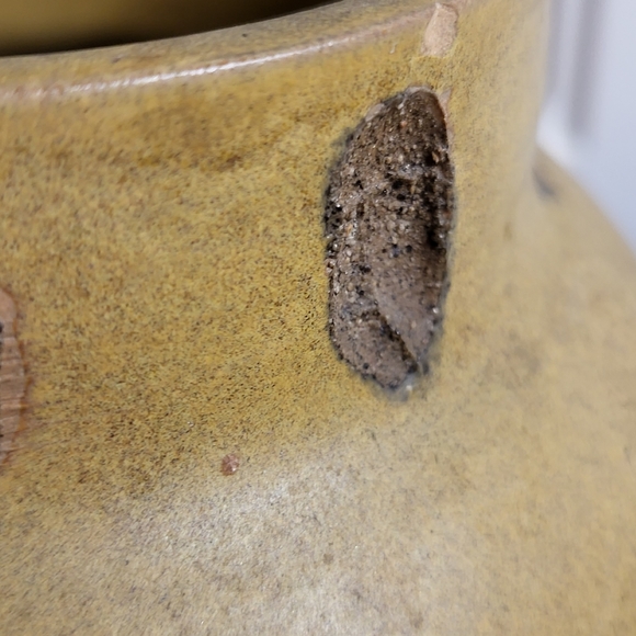 Toyo Medium Vase #1 Ikebana Vessel Umber Sienna Glaze with Granular Grog Incised - Picture 10 of 15